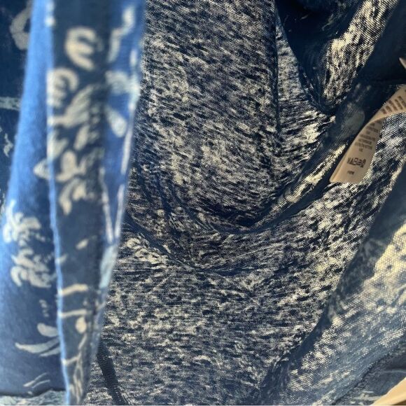 Free People Bali Backpacker Short Sleeve‎ Linen TShirt Blue Print XS NWT - Picture 5 of 12